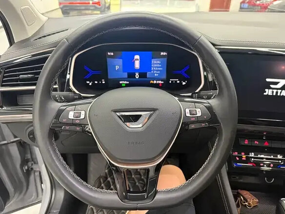2022 Jetta VS7 I Рестайлинг 1, серый, 1620000 рублей - вид 13