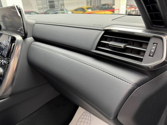 2026 Lexus LX 600 IV, чёрный, 21490000 рублей - вид 32