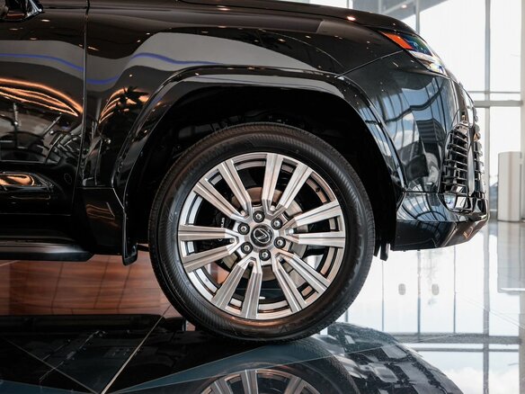 2026 Lexus LX 600 IV, чёрный, 22990000 рублей - вид 7