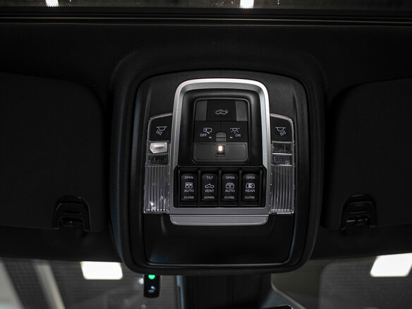 2026 Ram 1500 Crew Cab V Рестайлинг, серебристый, 9490000 рублей - вид 29