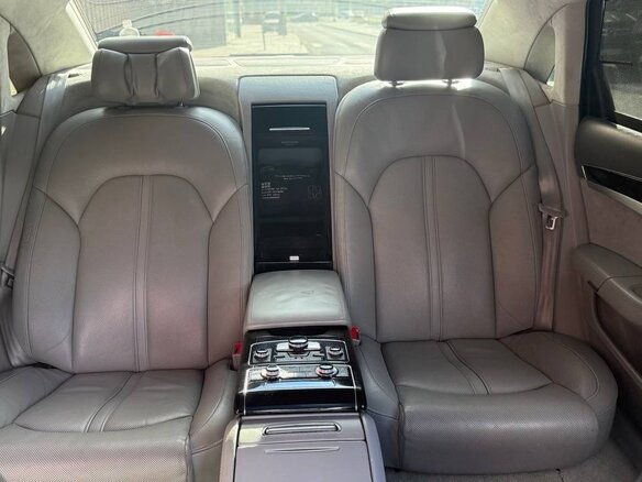 2013 Audi A8 Long III (D4), синий, 2300000 рублей - вид 14