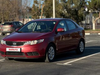 2010 Kia Cerato 5-speed II, красный, 675000 рублей, вид 1