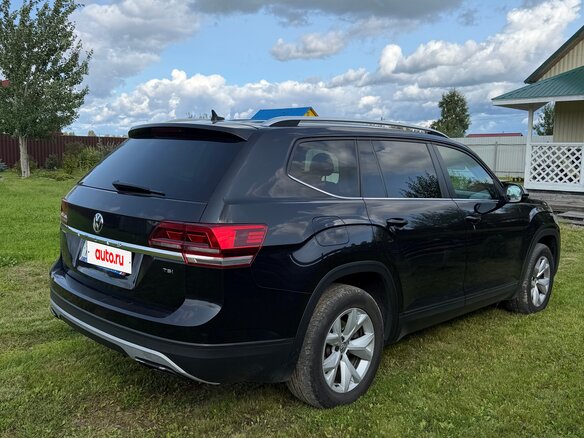 2018 Volkswagen Teramont I, чёрный, 2150000 рублей - вид 3