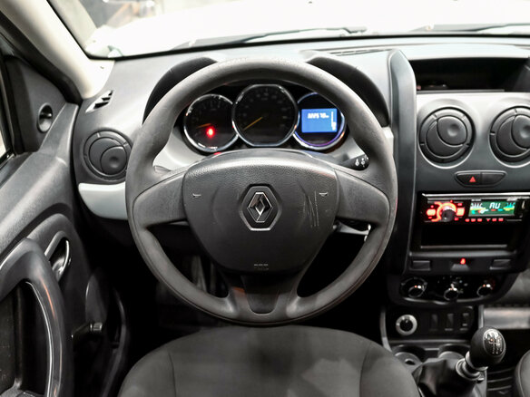 2018 Renault Duster I Рестайлинг, белый, 900000 рублей - вид 12