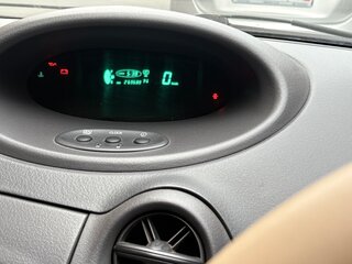 2000 Toyota Vitz I (P10), серый, 240000 рублей, вид 5