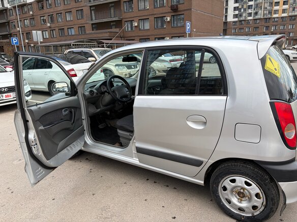 2002 Hyundai Atos Prime, серый, 290000 рублей - вид 6