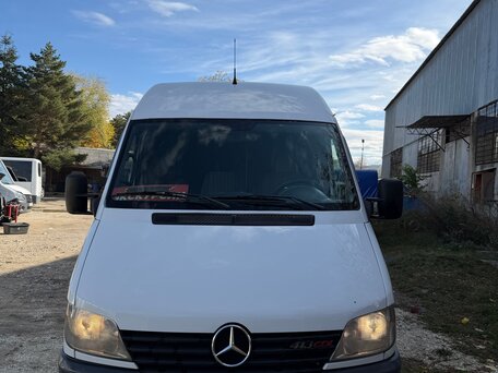 2003 Mercedes-Benz Sprinter, белый, 1800000 рублей, вид 1