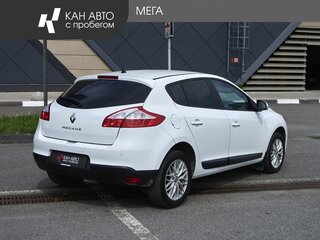 2015 Renault Megane III Рестайлинг 2, белый, 690000 рублей, вид 2