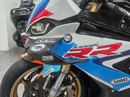 2023 BMW S 1000 RR, белый, 2999999 рублей, вид 2