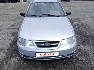 2011 Daewoo Nexia I Рестайлинг, серебристый, 145000 рублей, вид 2