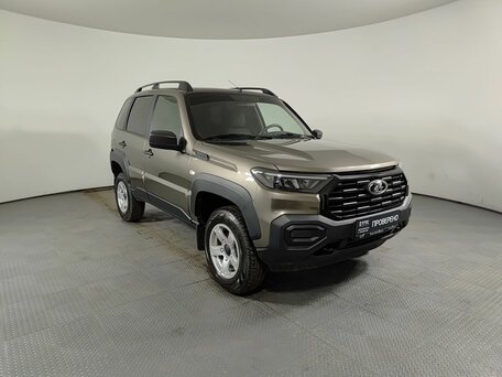 2026 Lada (ВАЗ) Niva Travel I Рестайлинг, коричневый, 1349000 рублей, вид 3