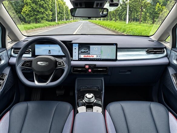 2025 Geely Geometry E 39.4 kWh, зелёный, 1335000 рублей - вид 8