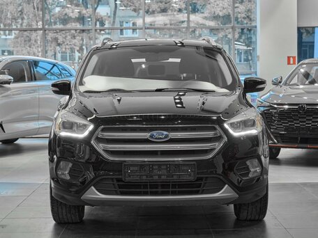 2017 Ford Kuga II Рестайлинг, чёрный, 1399000 рублей, вид 2