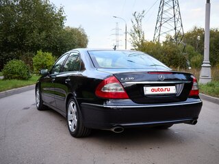 2008 Mercedes-Benz E-Класс 230 III (W211, S211) Рестайлинг, чёрный, 1400000 рублей, вид 2