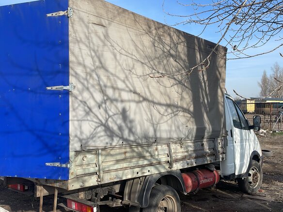 2001 ГАЗ ГАЗель (3302), белый, 230000 рублей - вид 2