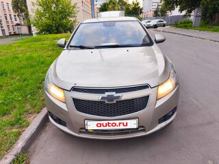 2010 Chevrolet Cruze I, бежевый, 490000 рублей, вид 3
