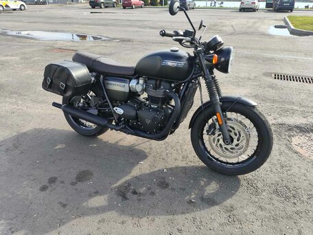 2022 Triumph Bonneville T120, чёрный, 990000 рублей, вид 1