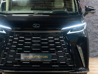 2026 Lexus LM 350h II, чёрный, 17890000 рублей, вид 3