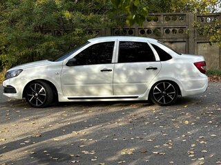 2019 Lada (ВАЗ) Granta I Рестайлинг, белый, 580000 рублей, вид 3
