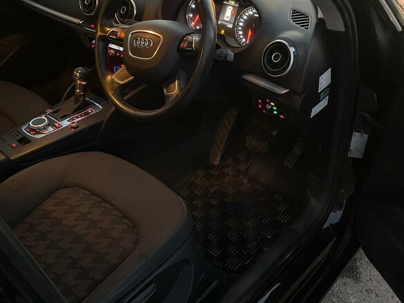 2014 Audi A3 III (8V), чёрный, 1200000 рублей - вид 5