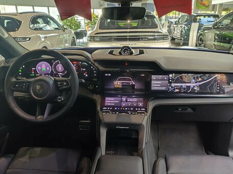 2026 Porsche Cayenne Turbo Electric IV, чёрный, 37900000 рублей, вид 5