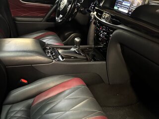 2020 Lexus LX 570 III Рестайлинг 2, белый, 8500000 рублей, вид 5