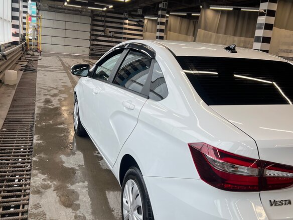 2024 Lada (ВАЗ) Vesta I Рестайлинг (NG), белый, 1150000 рублей - вид 3