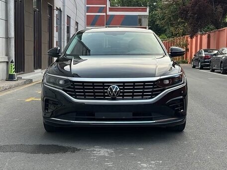 2023 Volkswagen Passat B8 Рестайлинг, чёрный, 2400000 рублей, вид 2
