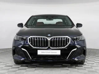 2025 BMW 5 серии Long 530Li xDrive VIII (G60/G61/G68), синий, 8069000 рублей, вид 2