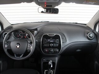2017 Renault Kaptur I, белый, 999999 рублей, вид 4