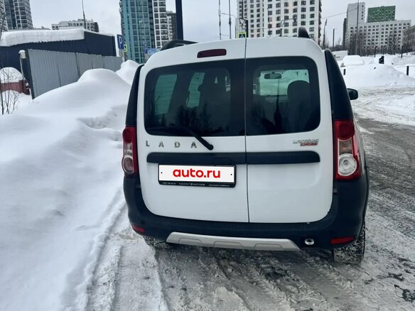 2021 Lada (ВАЗ) Largus Cross I, белый, 1100000 рублей - вид 4