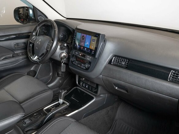 2019 Mitsubishi Outlander III Рестайлинг 3, коричневый - вид 6