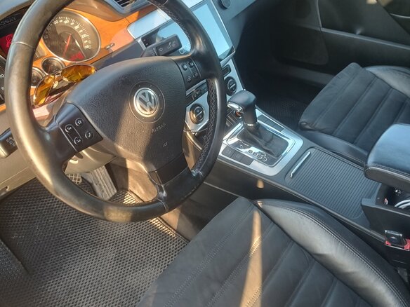 2008 Volkswagen Passat B6, белый, 550000 рублей - вид 4