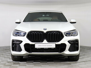 2022 BMW X6 40i III (G06), белый, 7990000 рублей, вид 3