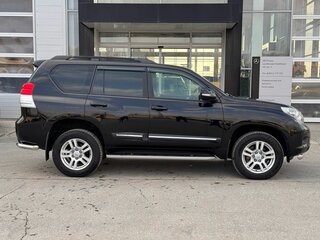 2013 Toyota Land Cruiser Prado 150 Series, чёрный, 2820000 рублей, вид 4