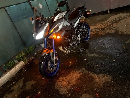 2015 Yamaha MT-09 Tracer (FJ-09), серебристый, 580000 рублей, вид 5