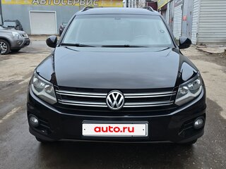 2015 Volkswagen Tiguan I Рестайлинг, чёрный, 1500000 рублей, вид 1