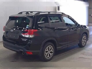 2020 Subaru Forester MHEV V, белый, 2450000 рублей, вид 3