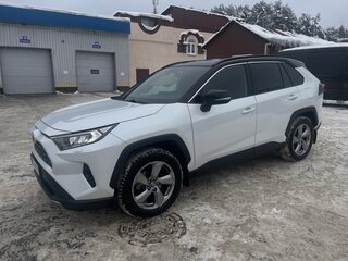2019 Toyota RAV4 V (XA50), белый, 2650000 рублей, вид 2