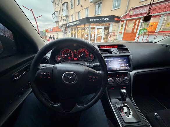 2011 Mazda 6 II (GH) Рестайлинг, белый, 880000 рублей - вид 9