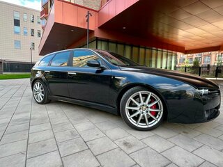 2011 Alfa Romeo 159, чёрный, 1350000 рублей, вид 4