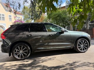 2017 Volvo XC60 II, зелёный, 3750000 рублей, вид 3