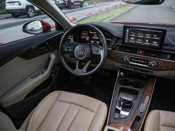 2020 Audi A4 35 TFSI V (B9) Рестайлинг, красный - вид 10