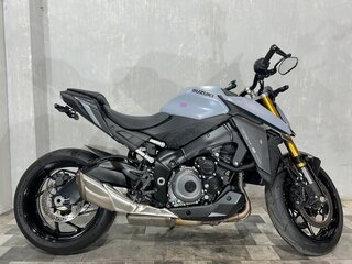 2022 Suzuki GSX-S 1000, серый, 1145000 рублей, вид 1