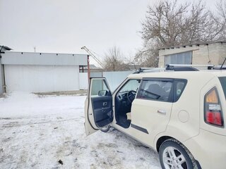 2010 Kia Soul I, белый, 870000 рублей, вид 4
