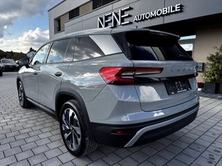 2025 Skoda Kodiaq II, серый, 7837000 рублей, вид 4