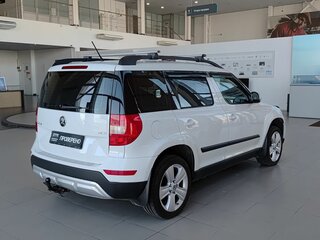 2015 Skoda Yeti I Рестайлинг, белый, 1245000 рублей, вид 5