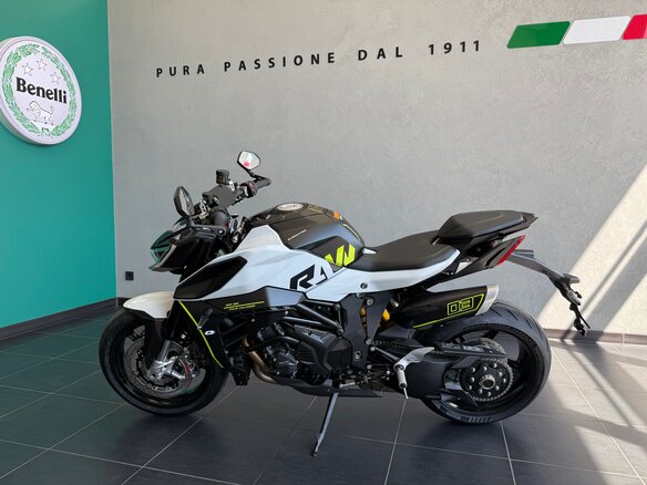 2026 QJMotor SRK 921, красный, 990000 рублей - вид 12