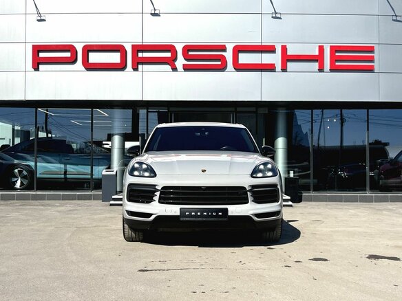 2021 Porsche Cayenne III, серый, 7750000 рублей - вид 4