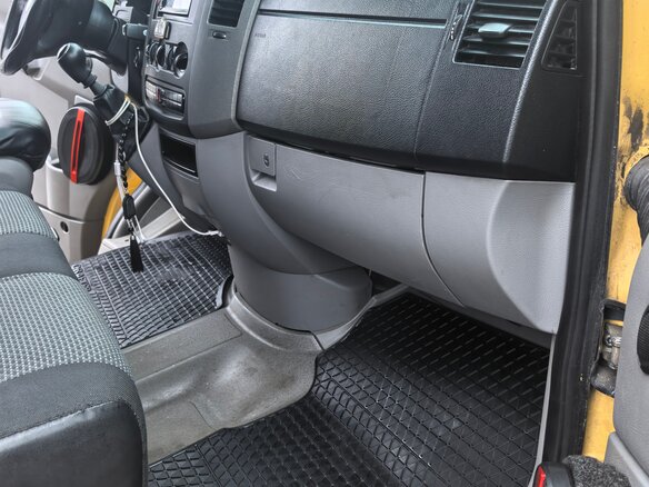 2008 Volkswagen Crafter, жёлтый, 1550000 рублей - вид 13
